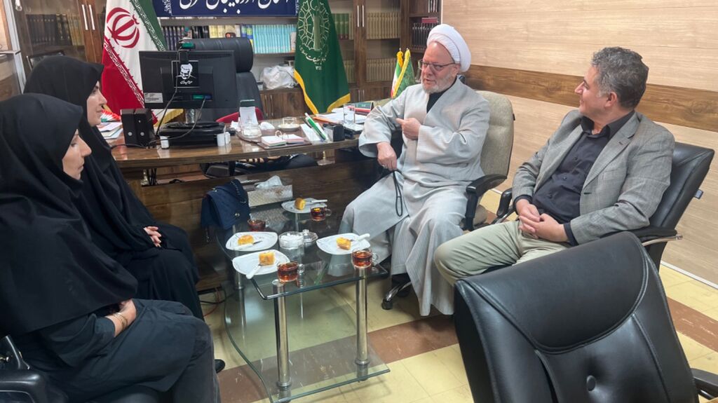 1 دیدار مدیرکل کانون پرورش فکری آذربایجان شرقی با رئیس شورای هماهنگی تبلیغات اسلامی استان