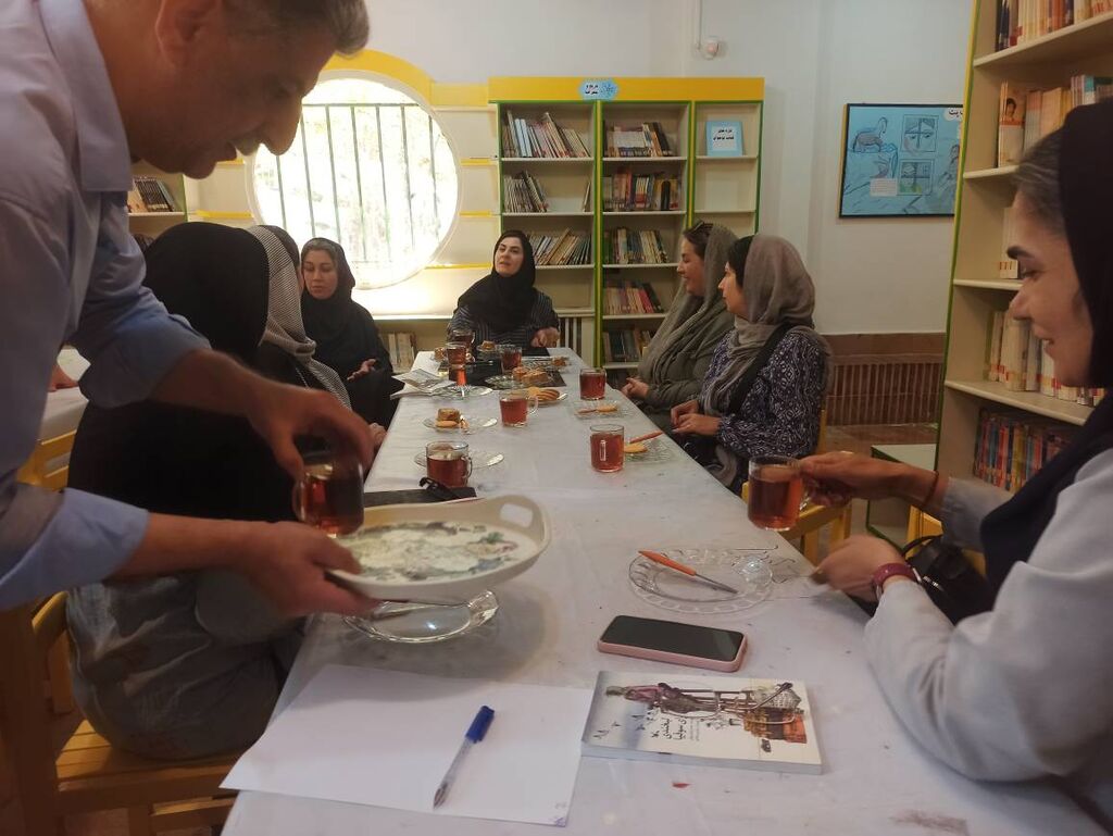 دومین نشست «باشگاه کتابخوانی مادران» در مرکز ۳۹