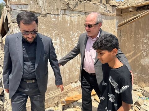 سفر یک روزه مدیرعامل کانون و معاون وزیر به هرمزگان در قاب تصویر
