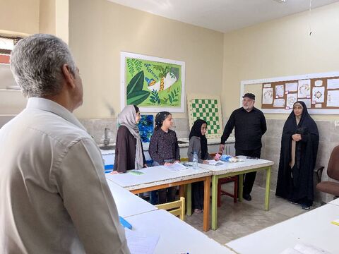 حضور هیات عالی کانون پرورش فکری در هرمزگان؛ بررسی فعالیت‌های فرهنگی، هنری و ادبی مراکز استان