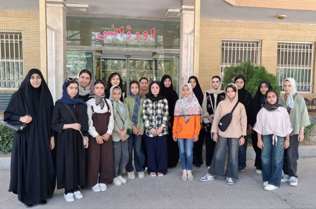 کارگاه معرفی مشاغل در مرکز فرهنگی چناران