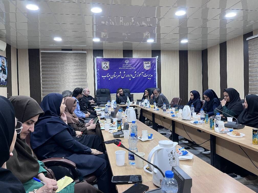 مربیان کانون، خباثت دشمن را با زبان فرهنگ و هنر به فرصت تربیتی تبدیل کنند