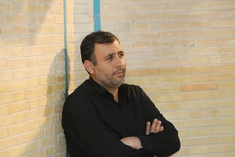«بیرق غریب» در اصفهان برافراشته شد؛ روایت عاشورا به زبان هنر کودکان و نوجوانان/ گزارش تصویری روز اول