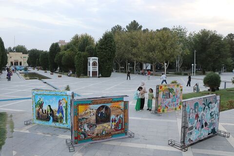 «بیرق غریب» در اصفهان برافراشته شد؛ روایت عاشورا به زبان هنر کودکان و نوجوانان/ گزارش تصویری روز اول