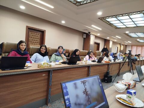 آموزش هوش مصنوعی برای اعضای نوجوان مراکز ساری