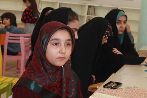 پنجاه‌وهشتمین نشست «صبا»؛ از شعرخوانی نوجوانان تا نقد و گفت‌وگو