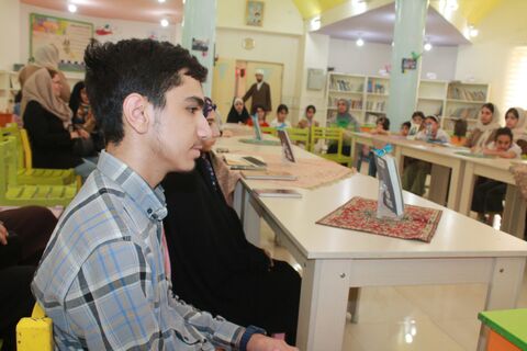پنجاه‌وهشتمین نشست «صبا»؛ از شعرخوانی نوجوانان تا نقد و گفت‌وگو