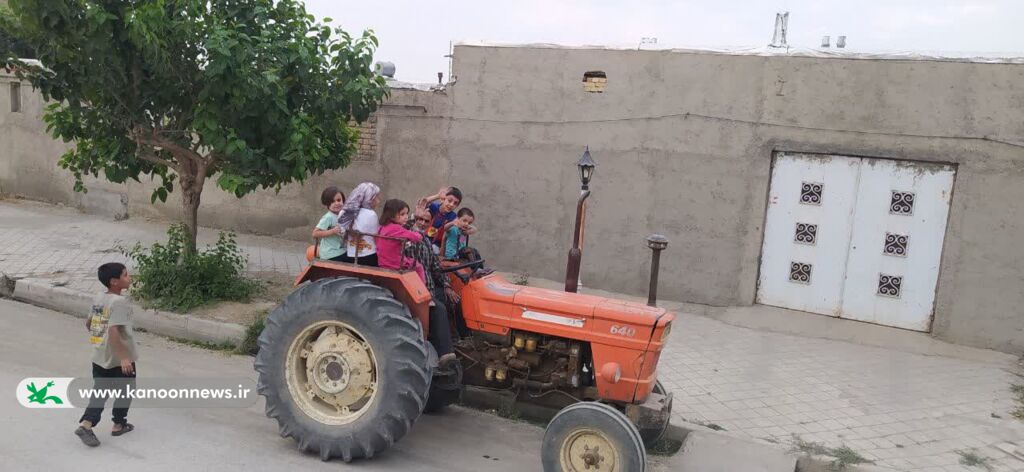 تماشاخانه سیار کانون، قصه را به شهرها و روستاهای همدان برد