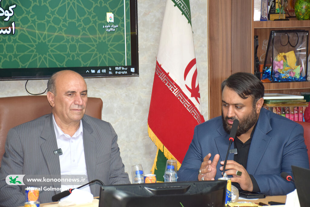حضورفرماندارخرم آباد در کانون پرورش فکری لرستان حمایت از کانون سرمایهگذاری برای تربیت نسل خلاق و پویاست
