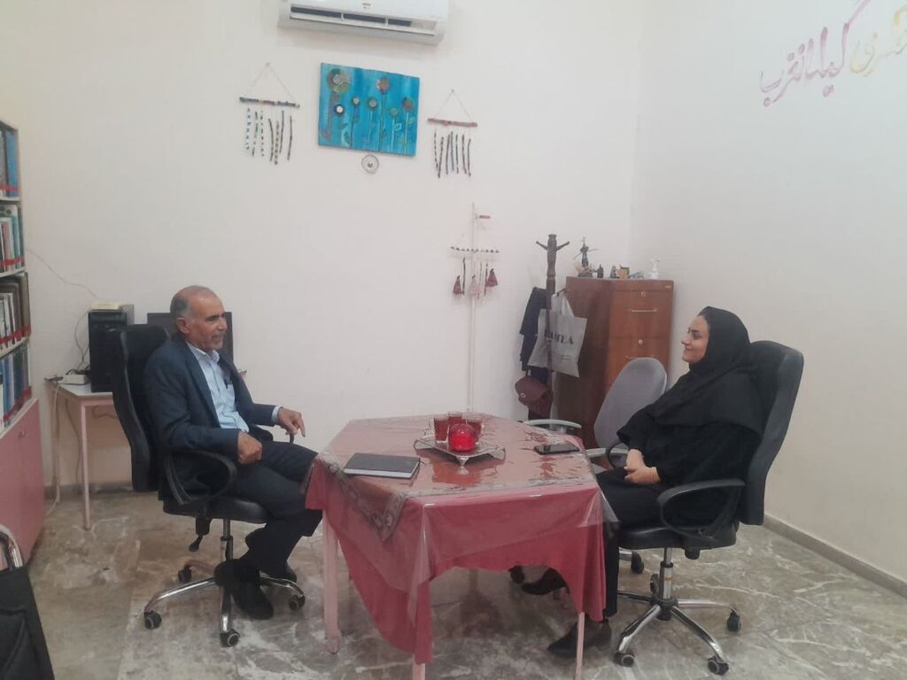 دیدار رئیس ستاد اقامه نماز گیلانغرب با اعضای کانون این شهرستان