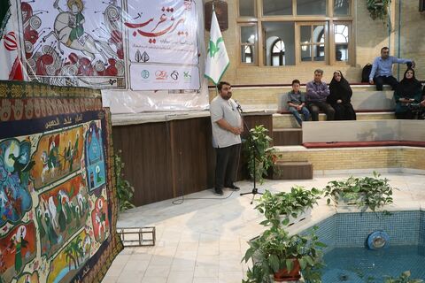 «بیرق غریب» در اصفهان برافراشته شد؛ روایت عاشورا به زبان هنر کودکان و نوجوانان/ گزارش تصویری روز دوم