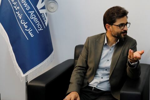 دیدار با رسانه ها