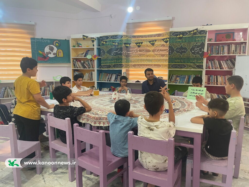 اعضا مراکز فرهنگی‌هنری اهرم و سیراف با اصول خبرنگاری آشنا شدند