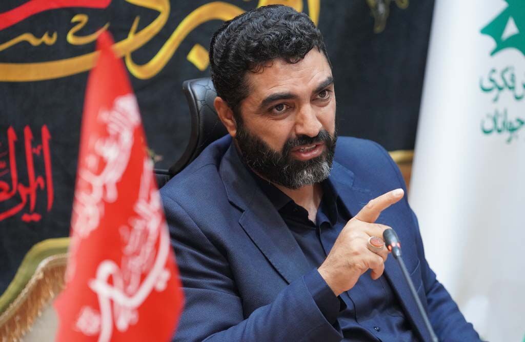 طرح «رویش نوجوان» برای بررسی و امکان اجرای ملی به کانون ارائه شد