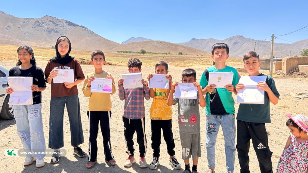 قصهنویسی، کتابخوانی و فوتبال؛ یک روز پرنشاط برای کودکان روستای آصفآباد قروه قصهنویسی، کتابخوانی و فوتبال؛ یک روز پرنشاط برای کودکان روستای آصفآباد قروه