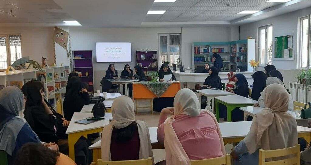 افتتاحیه دورههای «تابستان به وقت نوجوانی» ویژه دختران در کانون البرز
