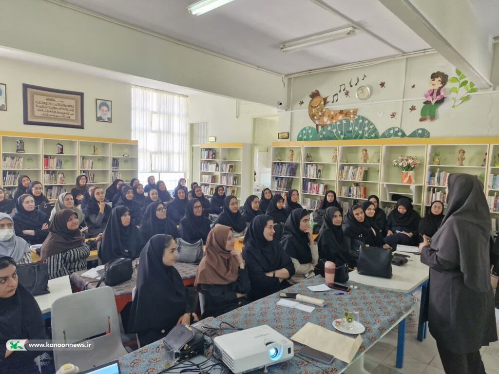 دوره تخصصی توانمندسازی مربیان پیش دبستانی در ایستگاه بیستم در استان مرکزی به پایان رسید