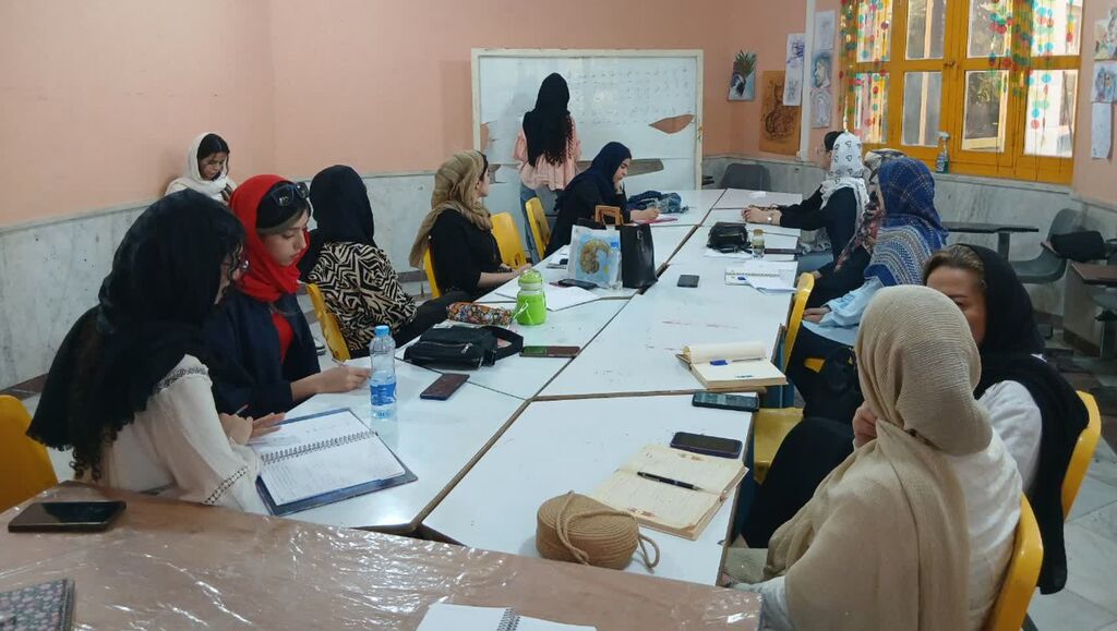 کارگاه‌های تربیت‌مدرس شعر و داستان در کانون کرمانشاه