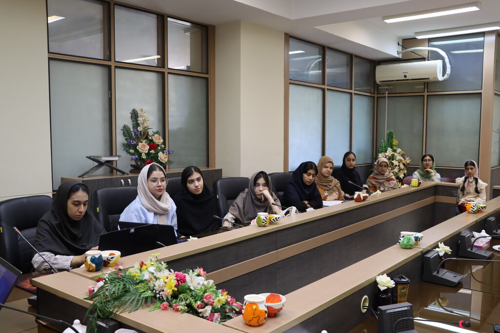 نخستین نشست آموزشی پویش بینالمللی «در جستوجوی سیارکها» در کانون استان آذربایجانغربی برگزار شد نخستین نشست آموزشی پویش بینالمللی «در جستوجوی سیارکها» در کانون استان آذربایجانغربی برگزار شد