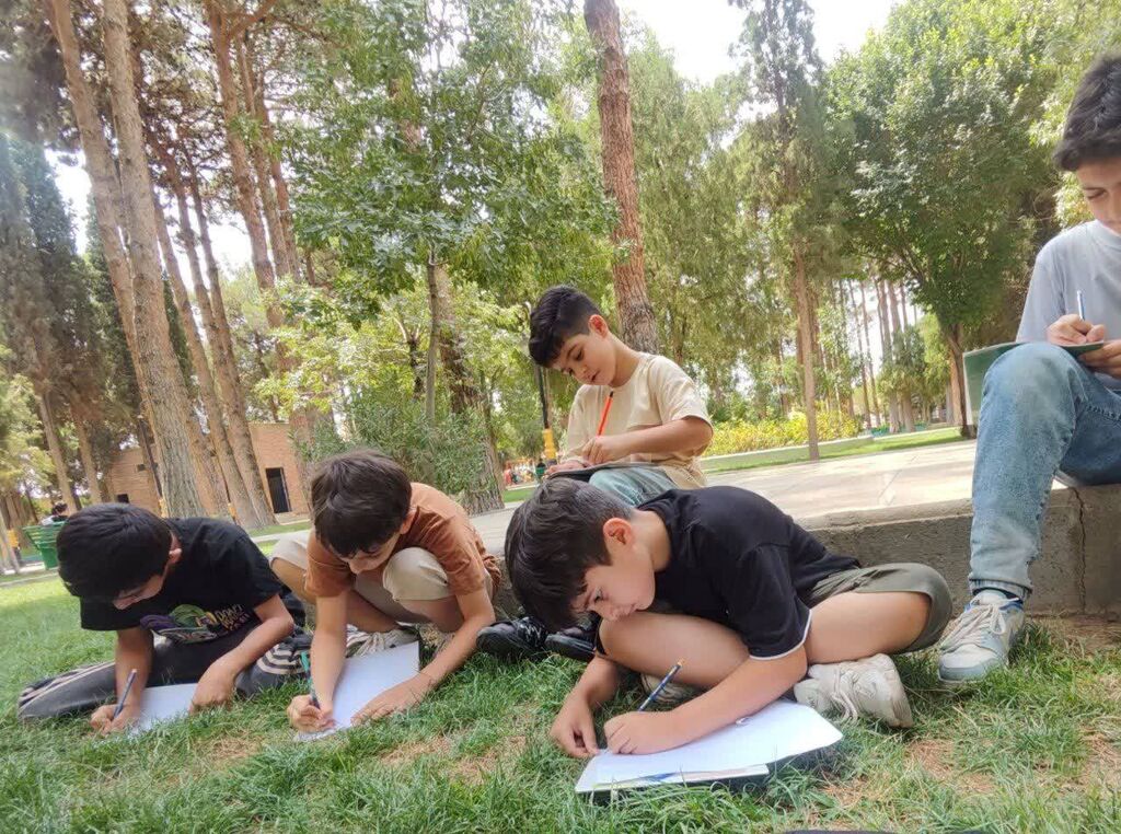 روزی پرجنبوجوش در دامان طبیعت برای اعضای کانون شماره ۱ دامغان