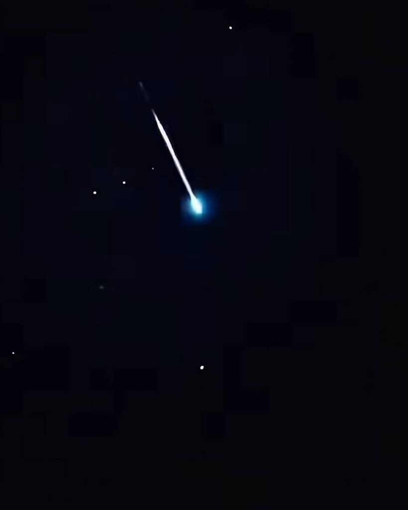 شب‌نشینی با ستاره‌ها در آرادان