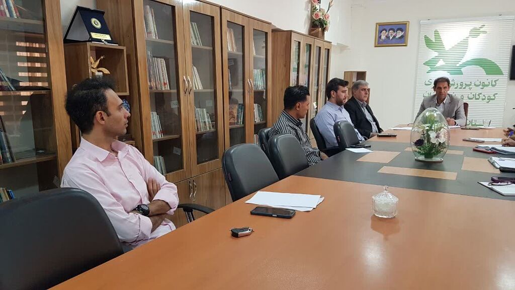هفتمین نشست شورای فرهنگی کانون کرمانشاه برگزار شد