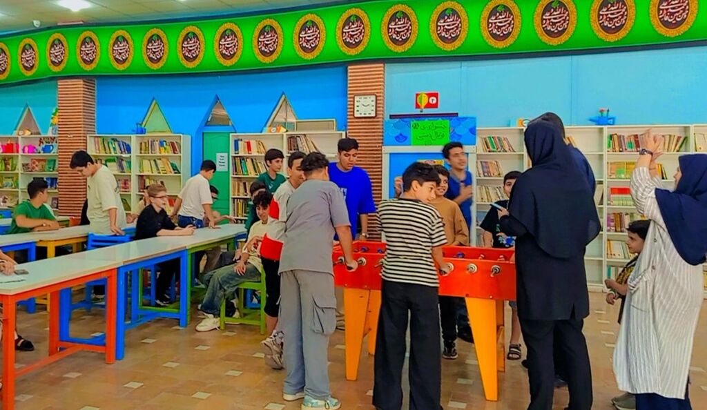 مسابقه‌های فوتبال دستی نوجوانان در مراکز فرهنگی‌هنری کانون قزوین
