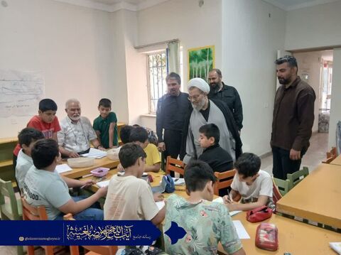 بازدید عضو مجلس خبرگان رهبری و امام جمعه سبزوار از مرکز فرهنگی شماره 2 سبزوار