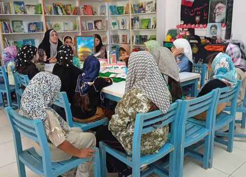 در سوگ آفتاب؛ گرامیداشت یاد و نام امام خمینی(ره) در مراکز کانون پرورش فکری کودکان و نوجوانان استان آذربایجان‌غربی
