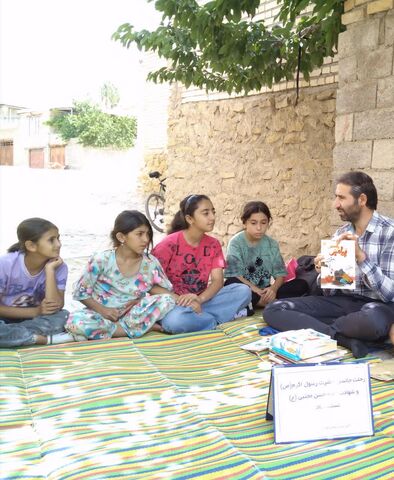 در سوگ آفتاب؛ گرامیداشت یاد و نام امام خمینی(ره) در مراکز کانون پرورش فکری کودکان و نوجوانان استان آذربایجان‌غربی