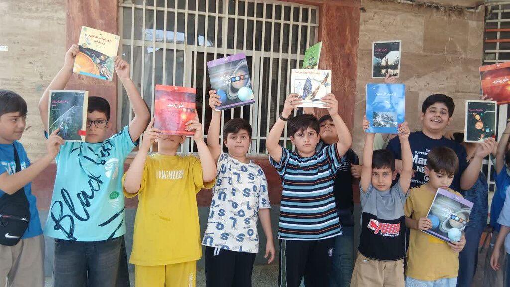 برنامه نجوم با موضوع «ستارگان و بارش شهابی» در کانون کنگاور