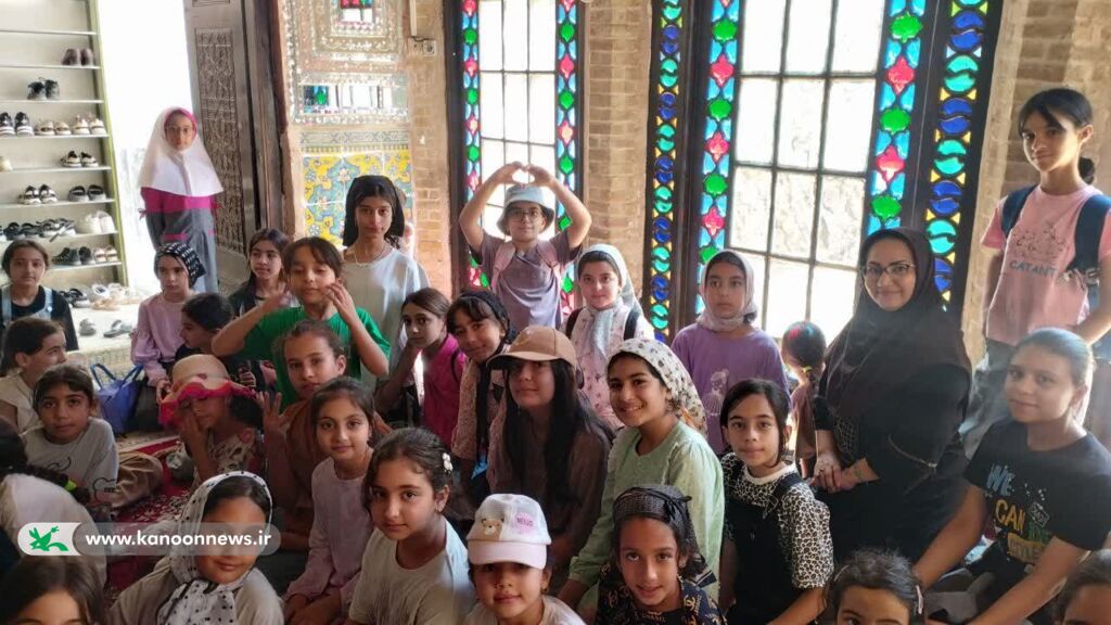 آشنایی کودکان و نوجوانان آستانه با شکوه مساجد جهان در کانون