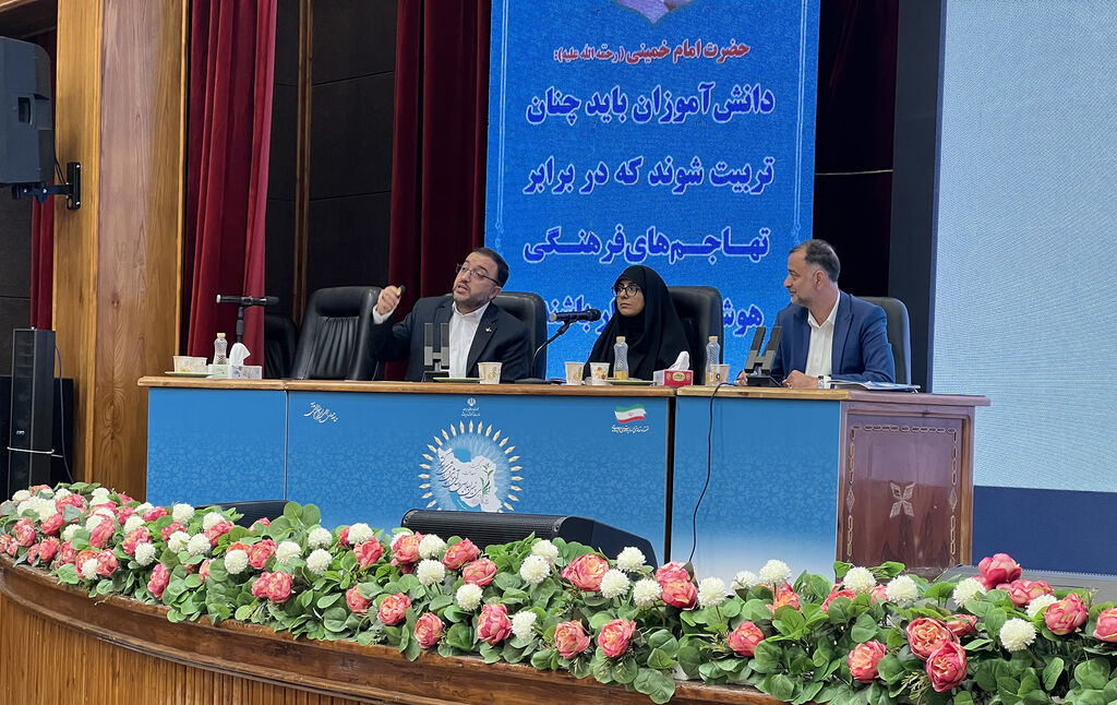 کانون در جنگ از میدان تربیت کودکان و نوجوانان خارج نشد/ حضور کانون از محتوا تا ارتباط و از مرکز تا میدان