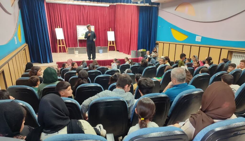 اجرای ویژهبرنامه «مادر و فرزند» در کانون روانسر