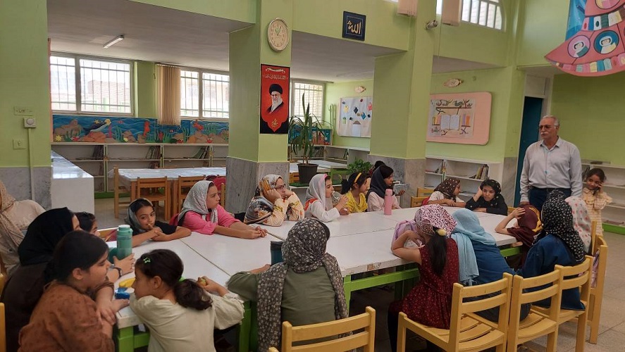 گرامی‌داشت سال‌روز ورود آزادگان به میهن در کانون اردستان یک
