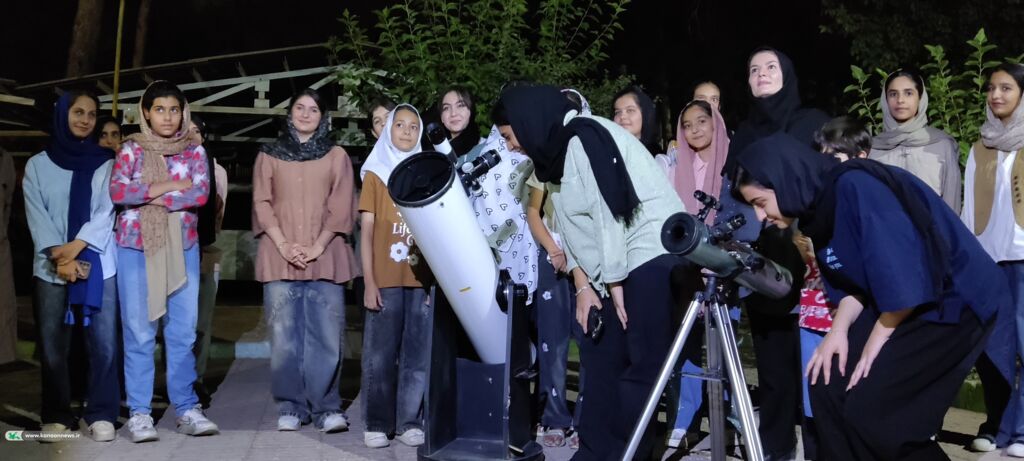 آسمان شب، کلاس علمی اعضای کانون کردستان شد.