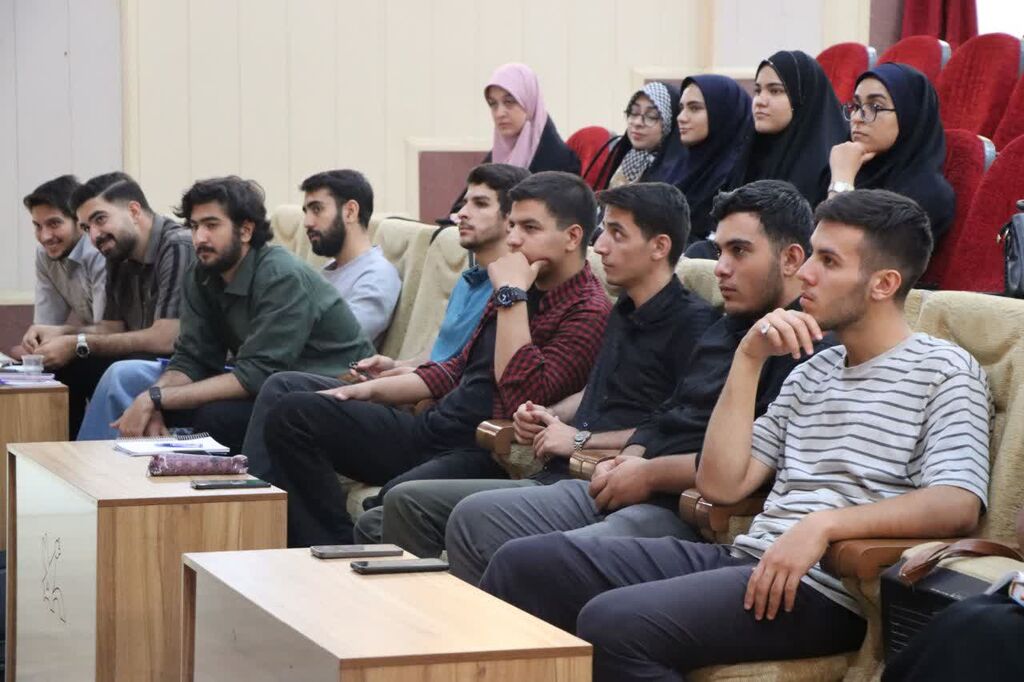 پایان یک دوره، آغاز یک مسیر؛ جهادگران کودک و نوجوان آماده ورود به میدان شدند پایان یک دوره، آغاز یک مسیر؛ جهادگران کودک و نوجوان آماده ورود به میدان شدند