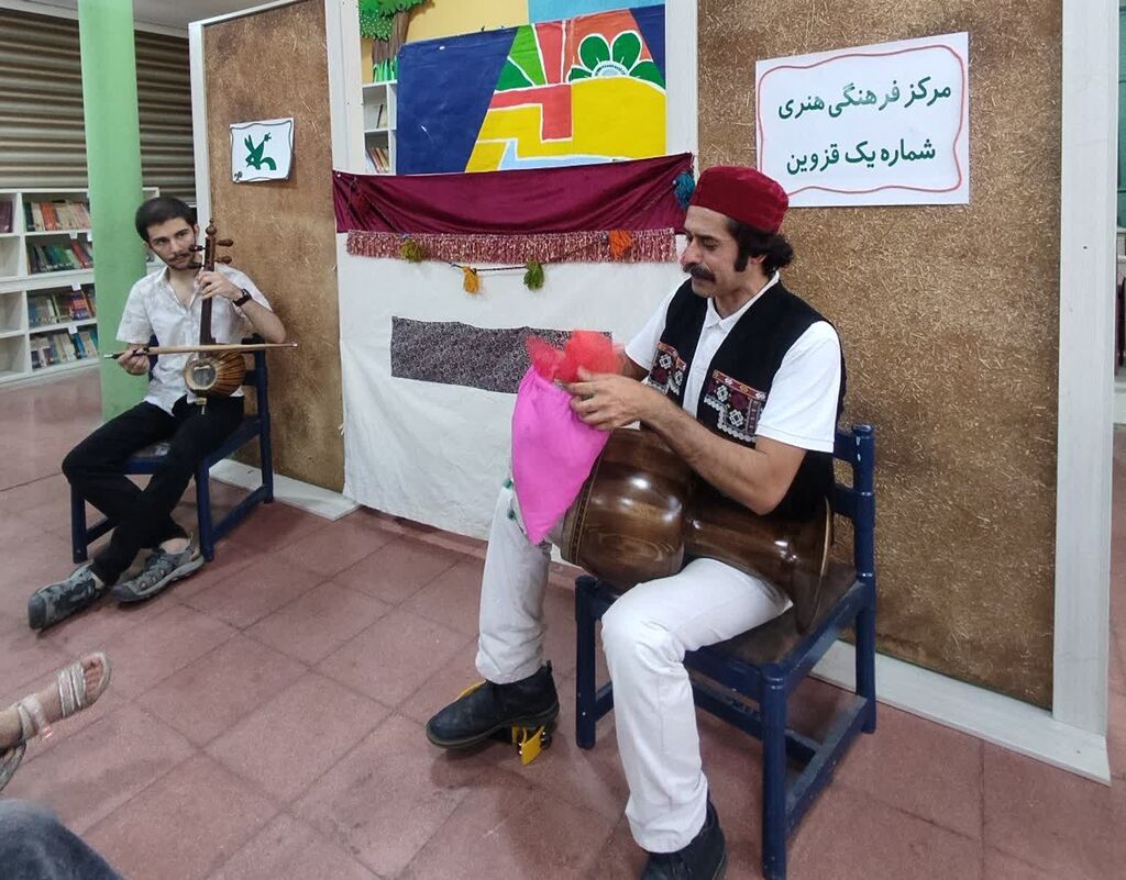 جلوه‌های شعار"برای ایران، می‌مانیم، می‌خوانیم، می‌سازیم" در مراکز کانون قزوین