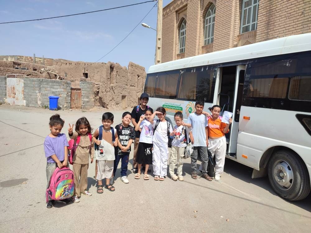 پیوند کودکان روستای محمدآباد میامی با دنیای کتاب