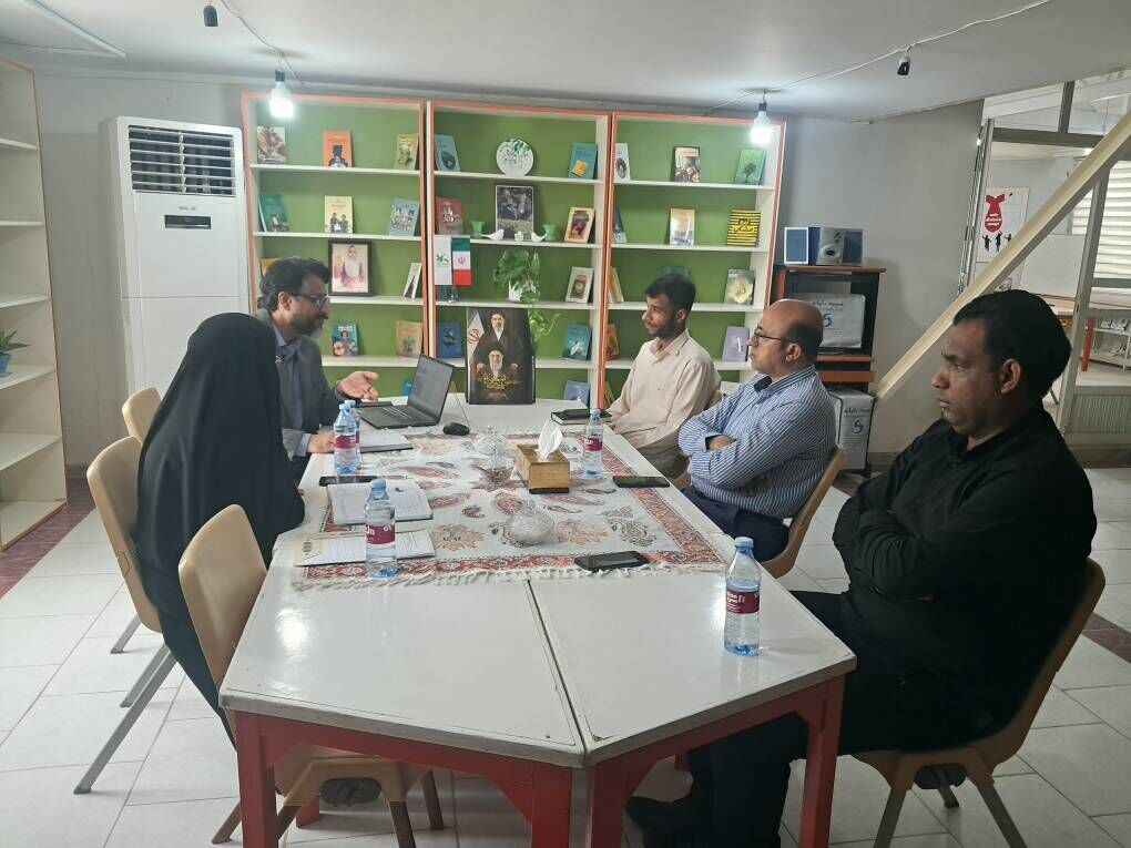 کانون "پیک امید" را به جاسک میبرد کانون "پیک امید" را به جاسک میبرد؛ همافزایی دستگاههای فرهنگی برای کاهش آسیبهای جنگ