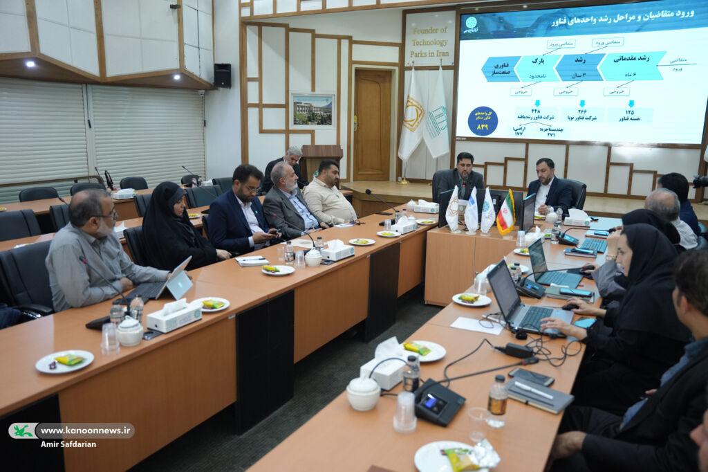 کودک ایرانی باید از مصرفکننده فرهنگ به خالق آن تبدیل شود