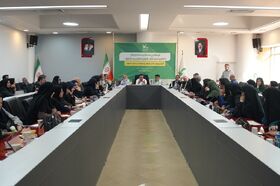 سفر دو روزه مدیرعامل و اعضای شورای معاونان کانون به اصفهان