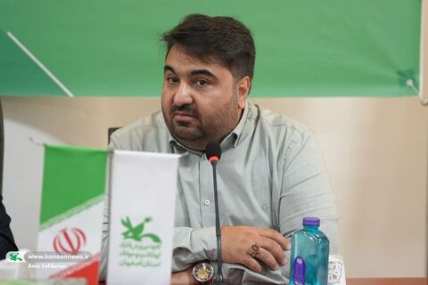 دیدار  مدیر عامل و اعضای شورای معاونان کانون با نوجوانان اصفهانی