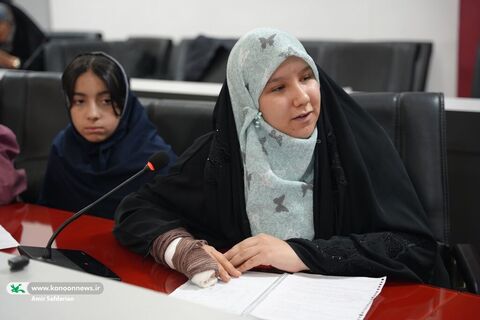 دیدار  مدیر عامل و اعضای شورای معاونان کانون با نوجوانان اصفهانی