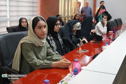 دیدار  مدیر عامل و اعضای شورای معاونان کانون با نوجوانان اصفهانی