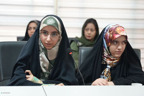 دیدار  مدیر عامل و اعضای شورای معاونان کانون با نوجوانان اصفهانی