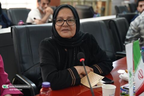 دیدار مدیرعامل و اعضای شورای معاونان کانون با هنرمندان اصفهانی