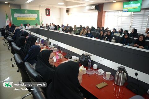 دیدار مدیرعامل و اعضای شورای معاونان با همکاران اصفهان