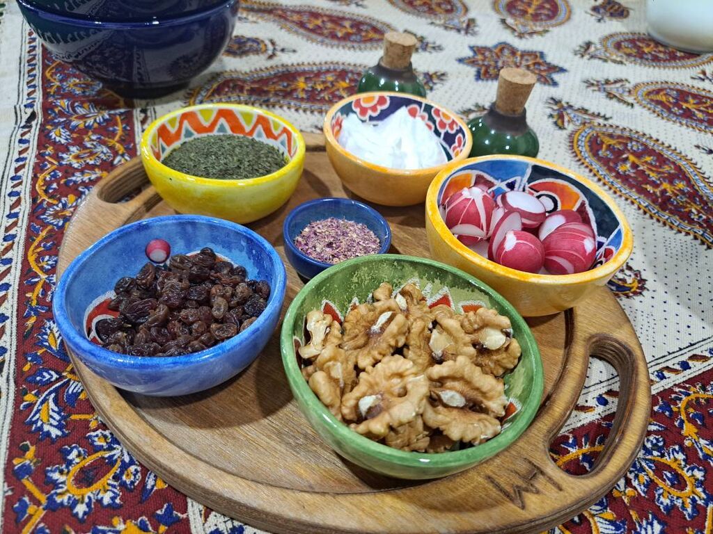 برگزاری ویژه برنامه «مزه دوستی» با هدف تقویت مهارت‌های کارگروهی در کانون رشت