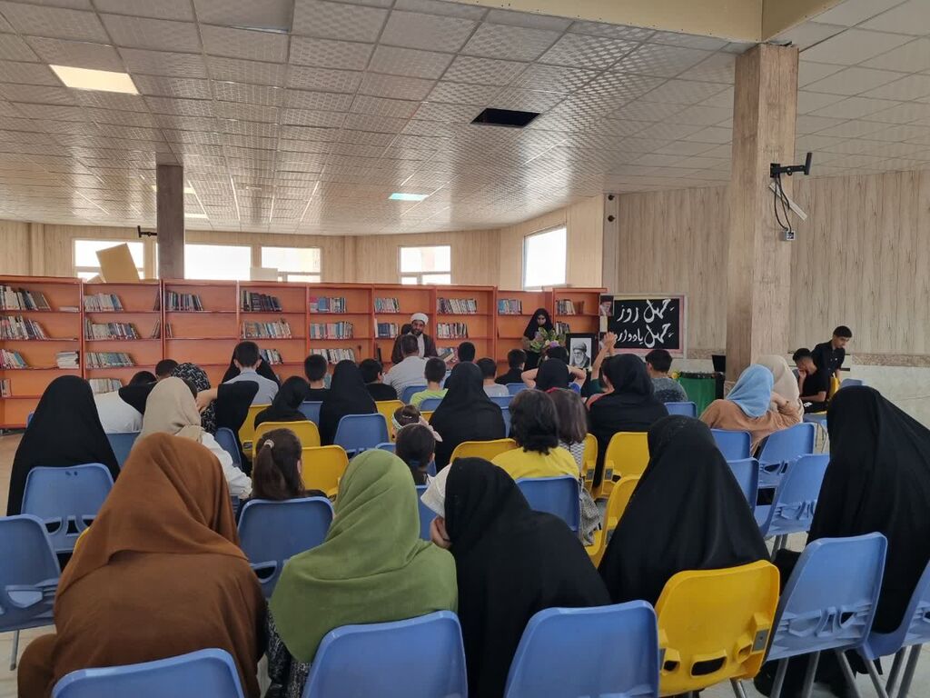 آیین «چهل روز، چهل یادواره» در مرکز سرپل‌ذهاب برگزار شد